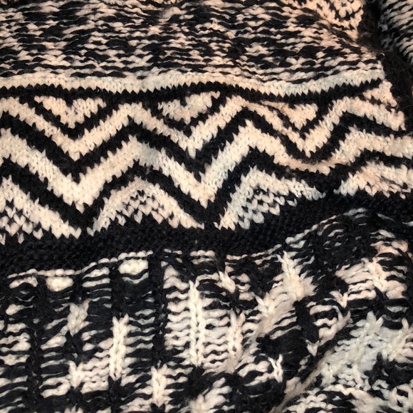 Abercrombie&Fitch Poncho - Picture 4 of 4